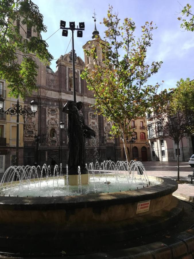 Apartament Cesar Augusto House Saragossa Zewnętrze zdjęcie